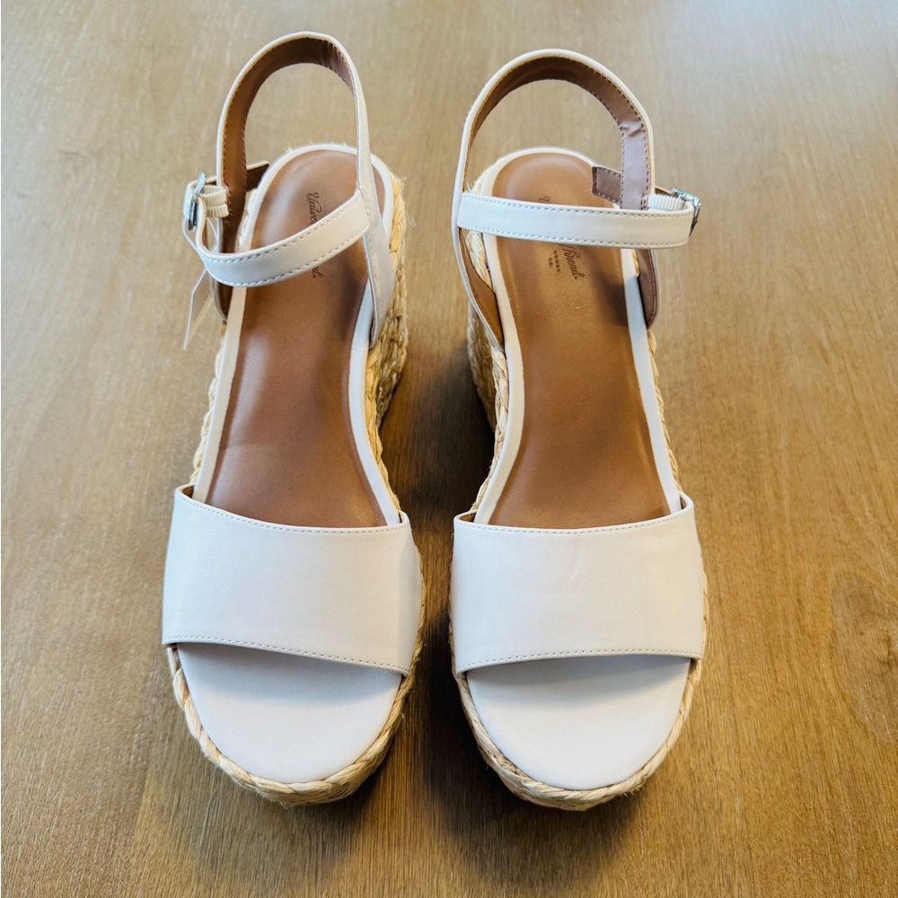 Women’s Universal Tread Platform Wedge Heel - Picture 3 of 6